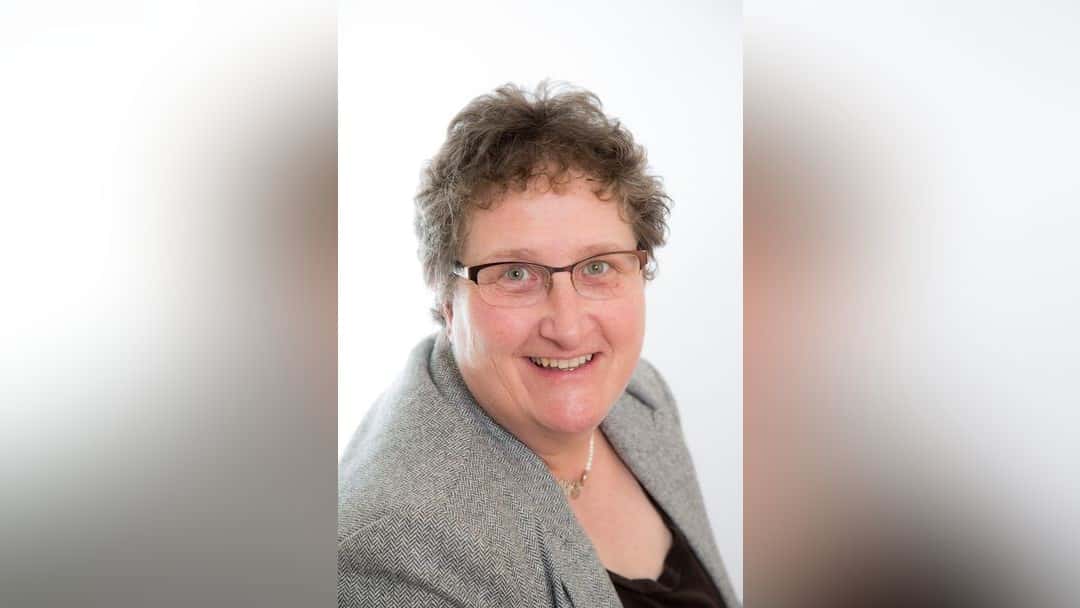 Dunblane legal legend Beth Hamilton retires after 25 years