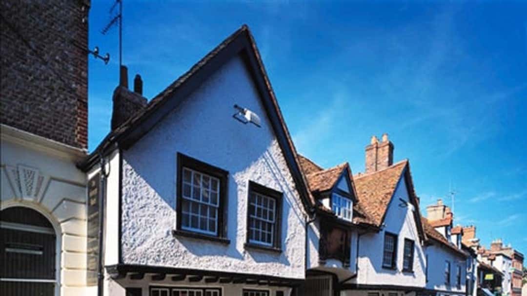 1 in 4 landlords are considering selling their properties in 2024 