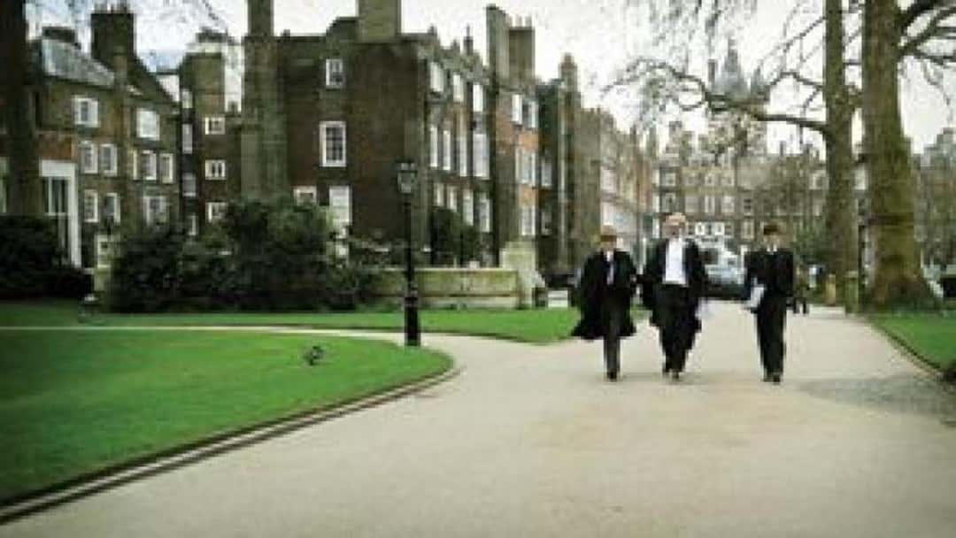 QCs face compulsory reaccreditation under new advocacy scheme