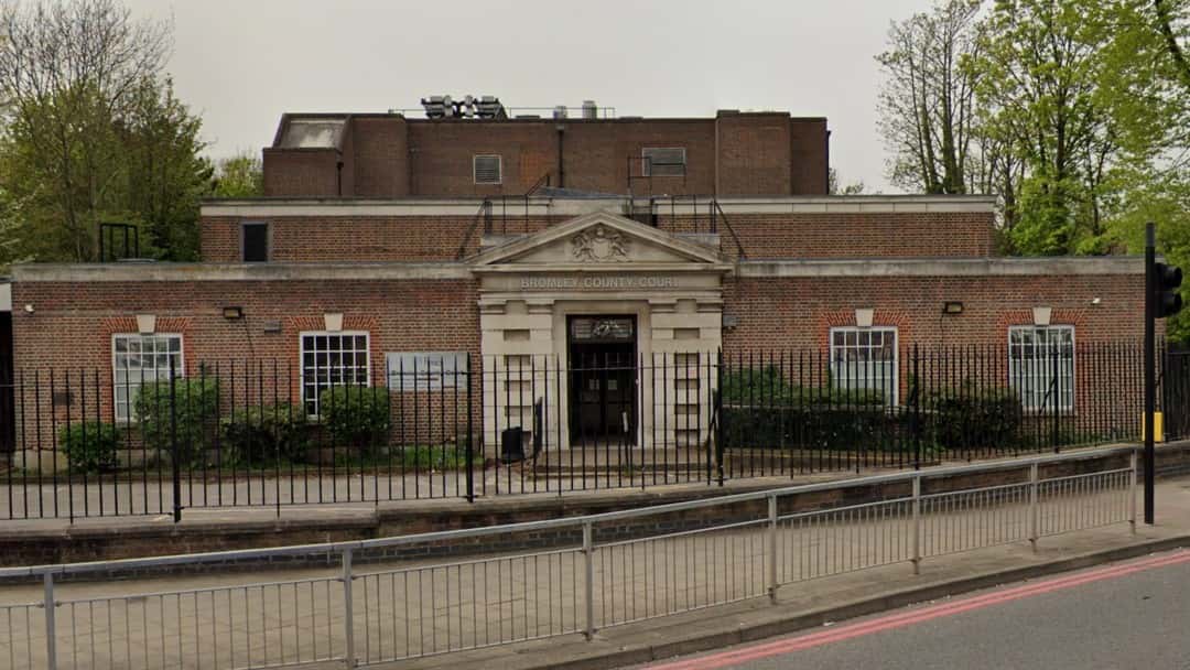 Courts and tribunals holiday opening times