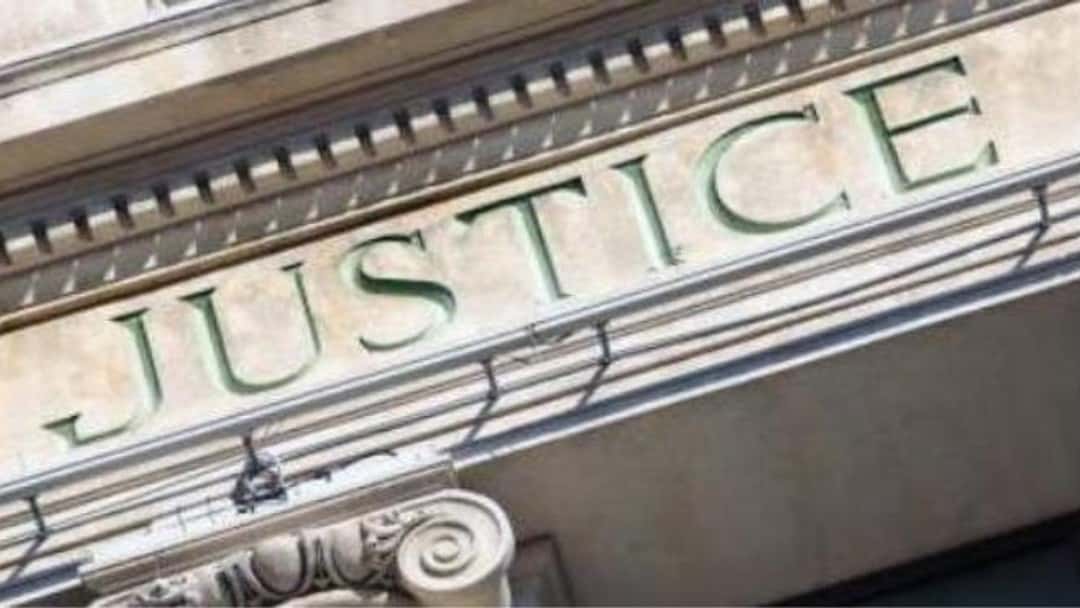 Solicitor struck off for dishonestly overcharging