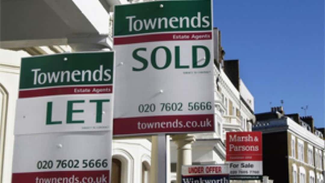 Confidence in housing market wanes significantly  