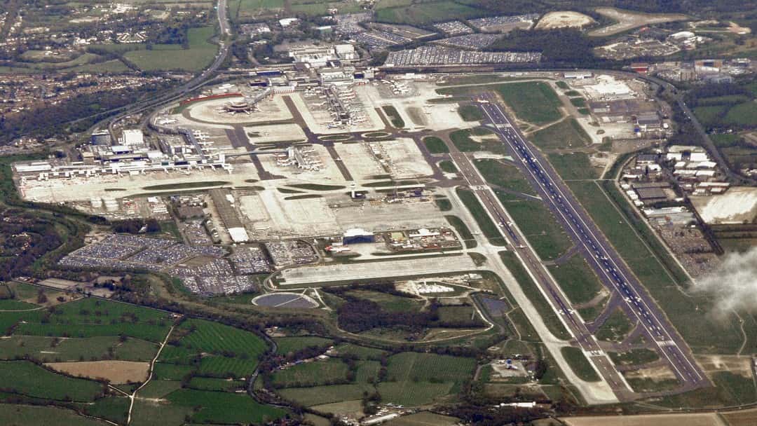 Legal challenge against Gatwick's runway expansion