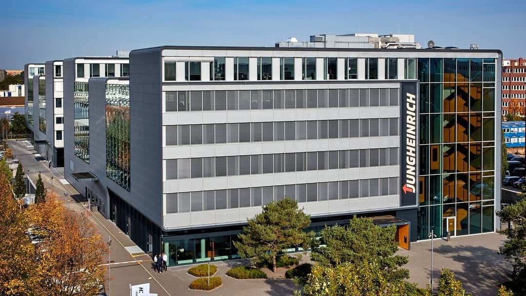 Noerr assists Jungheinrich in Russian sale