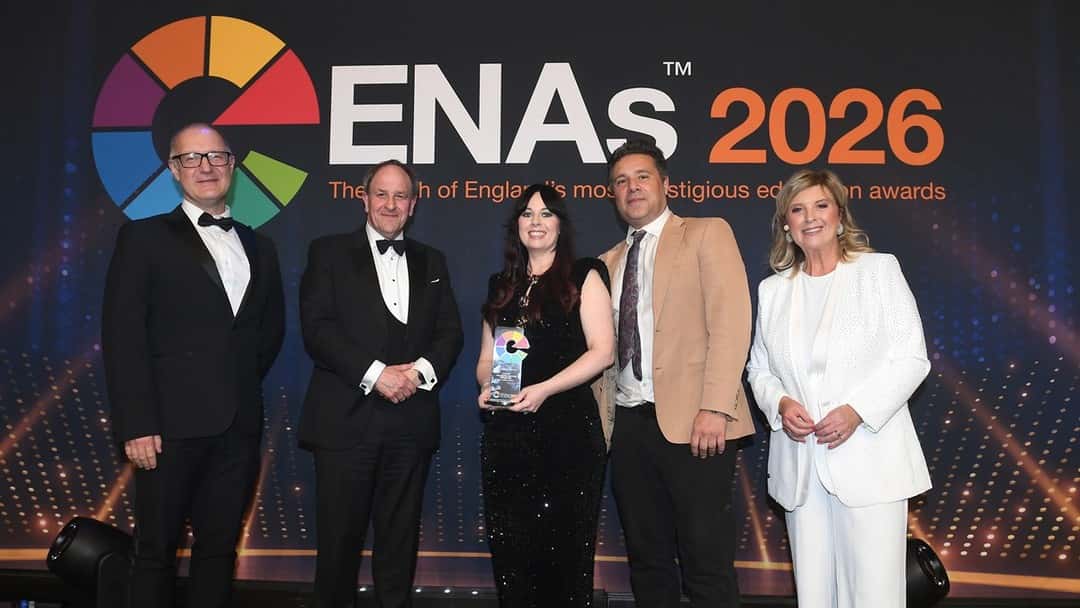 Liverpool John Moores wins law award