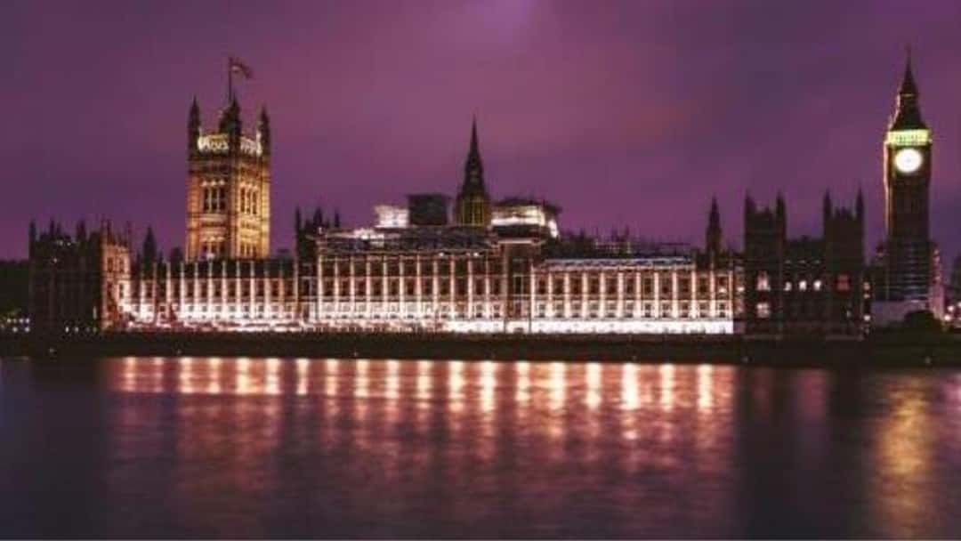 Consultation: Judges to be deterred from political decisions