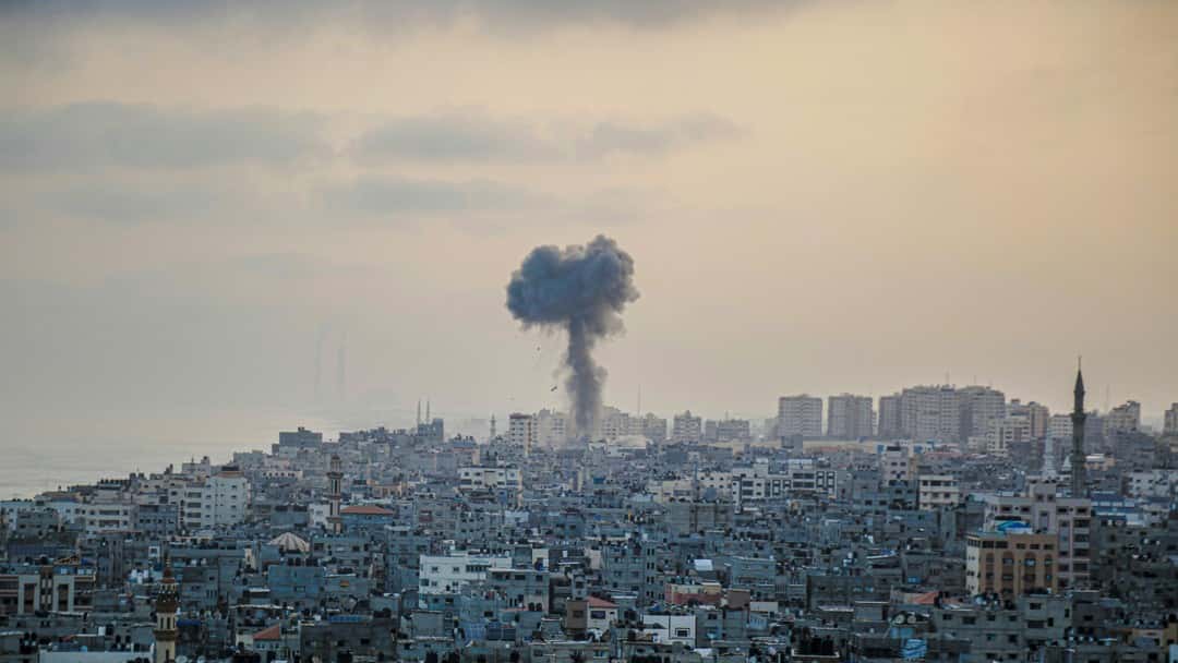 Why are there still no safe routes to the UK for Gazan civilians trying to join their families here?