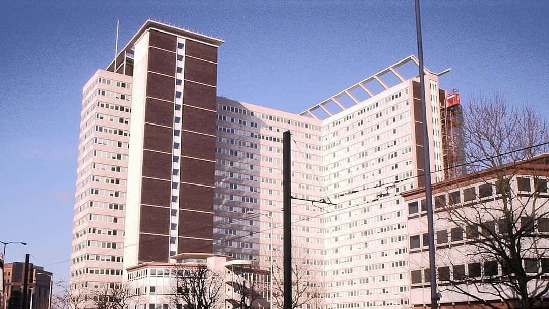 Solicitors warned over immigration services