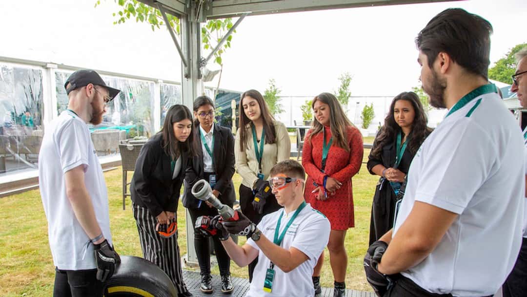 Social Mobility Foundation (SMF) partners with leading law firm