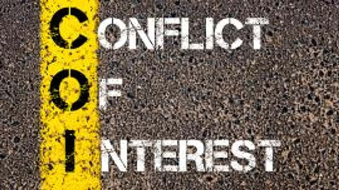 Property solicitor breached conflict of interest rule in lease between family members