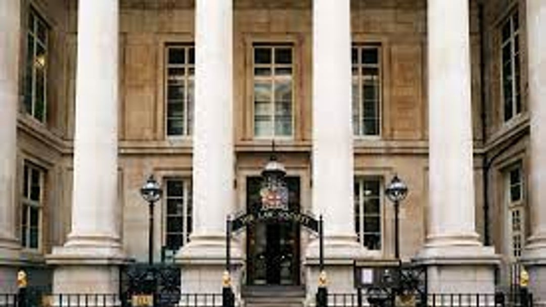 Legal sector needs clarity on AI