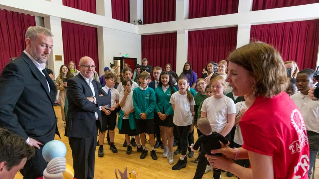 Attorney General visits Warwick's School Tasking final