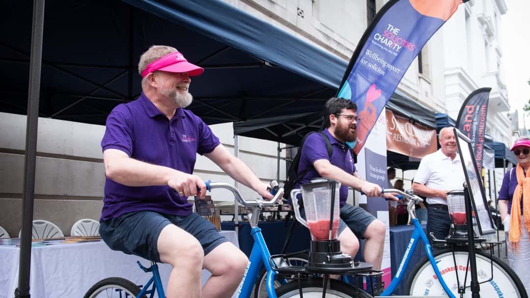 ‘Smoothies for Solicitors’ Celebrate the Biggest London Legal Walk in 20 Years