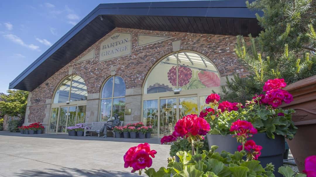 Freeths advises on landmark garden centre sale