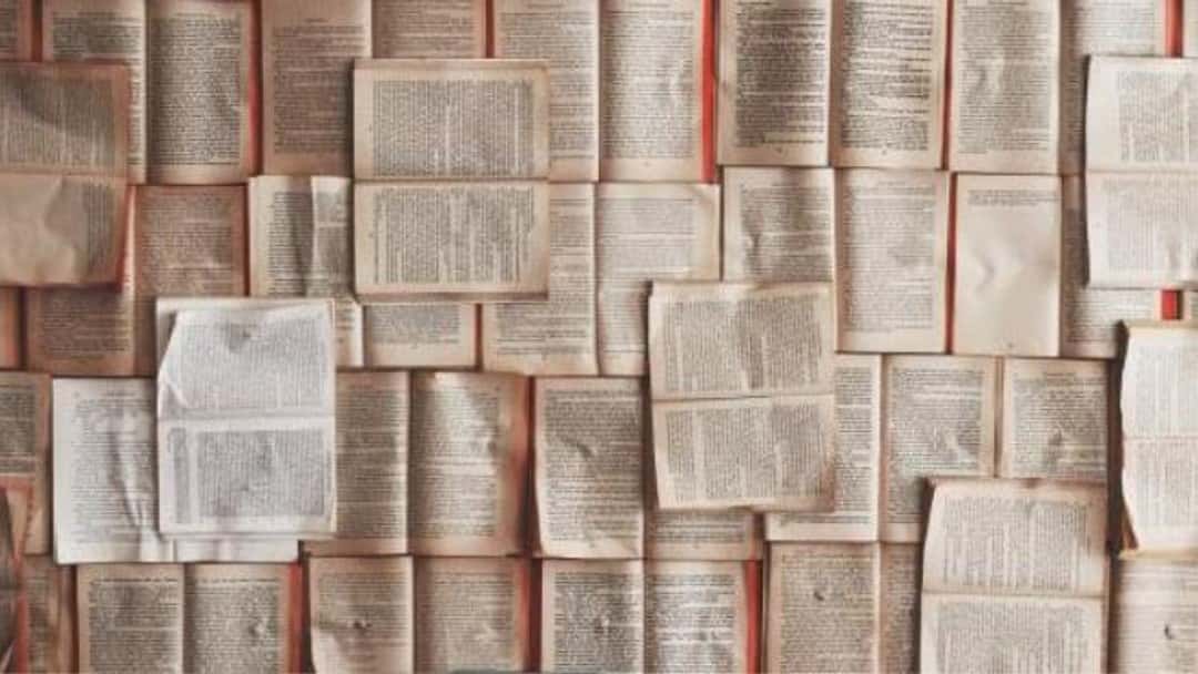 The calamity of complex laws