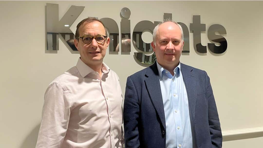 Knights welcomes Owen Reynolds to Reading
