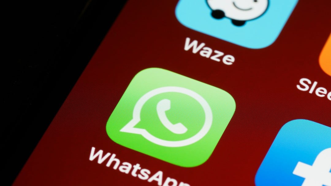 WhatsApp messages and equitable interests in land