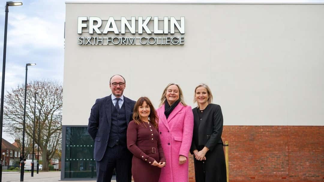 Grimsby sixth form college joins academy trust