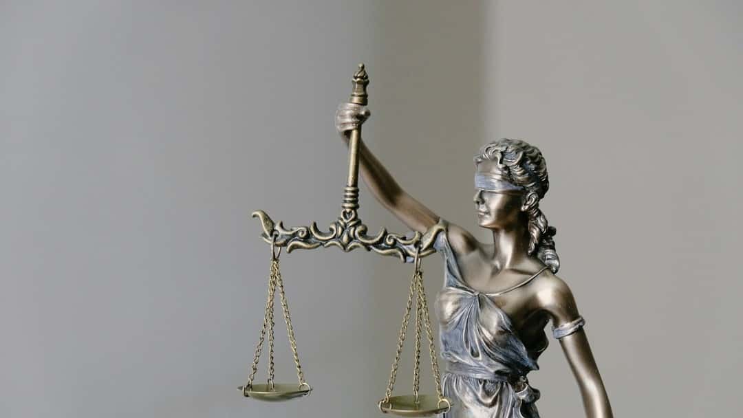 Court rules on unlawful detention at Heathrow airport