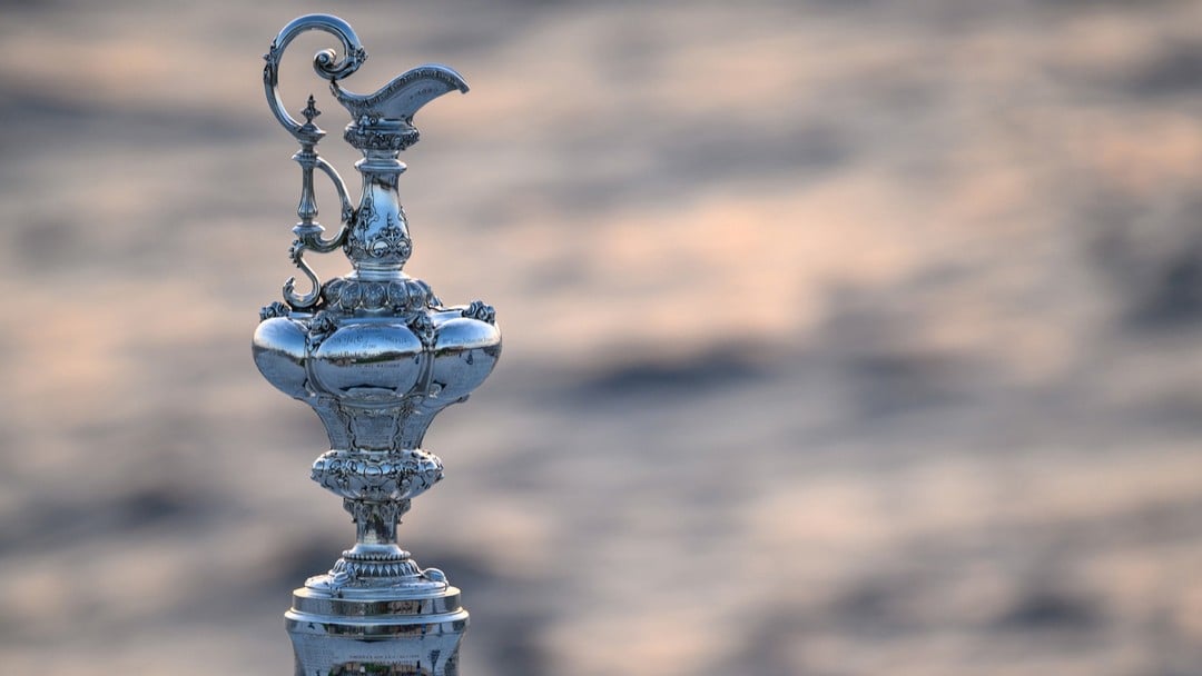 Hogan Lovells supports Athena Racing partnership