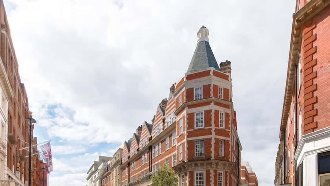 Memery Crystal advises Oberoi Hotels on Mayfair acquisition