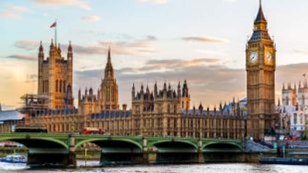 MPs remain constrained by court rules
