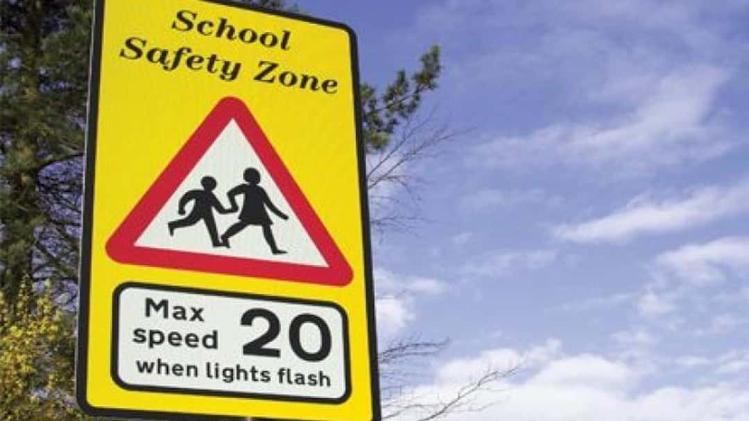 School traffic not covered by anti-nuisance covenant