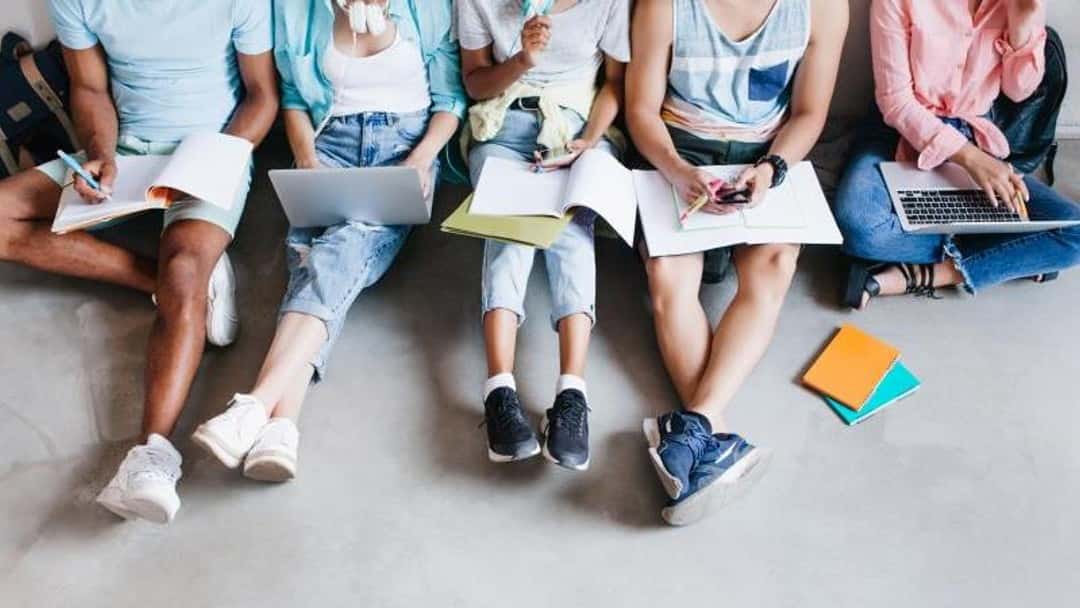 Qualification setback for hundreds of aspiring lawyers due to SQE delays