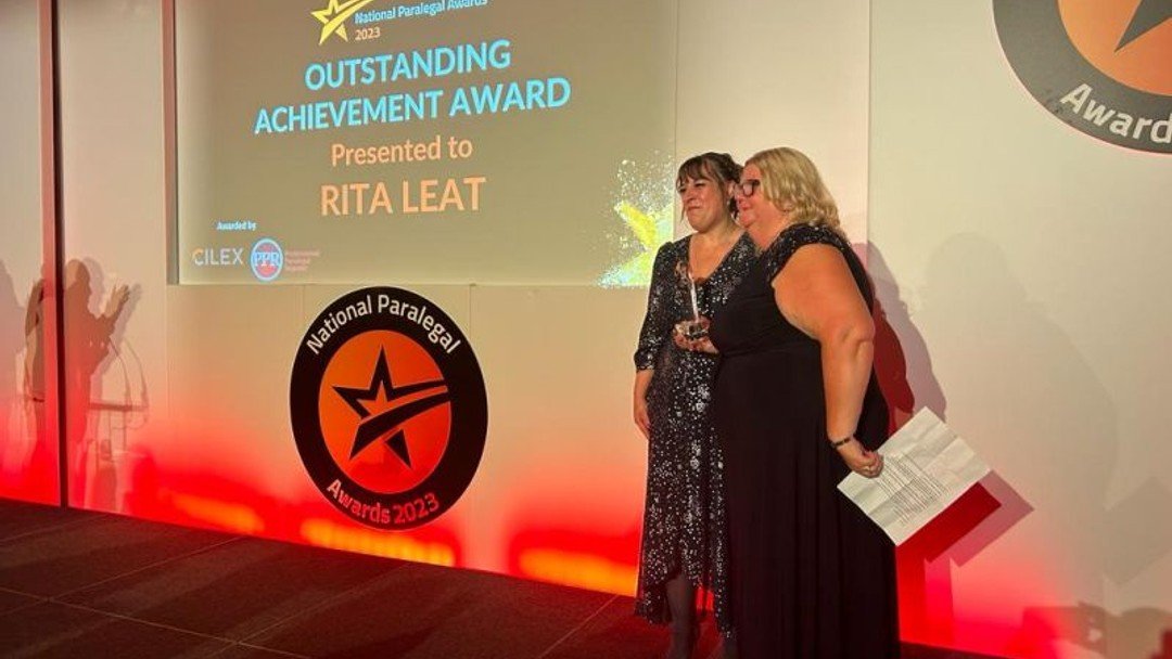 Professional Paralegal Register founder wins outstanding achievement award at National Paralegal Awards 2023