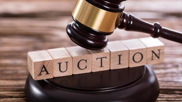 Selling land at auction