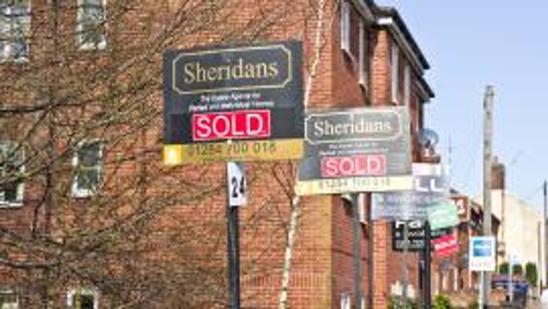 Conveyancing transactions drop to lowest in three years