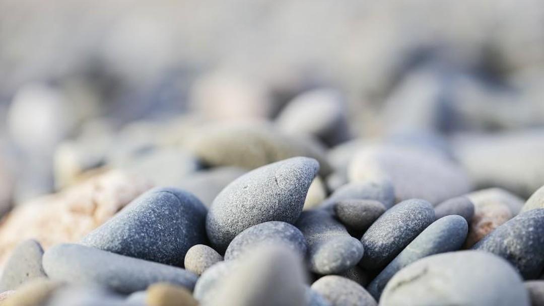 Turning over pebbles: when to stop seeking disclosure and make an offer instead